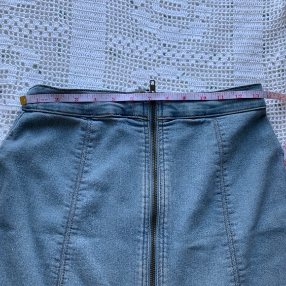 Demin Skirk Forever 21 SizeM - Picture 2 of 5